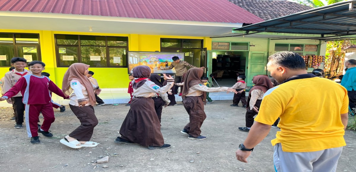 MASA PENGENALAN LINGKUNGAN SEKOLAH (MPLS)
