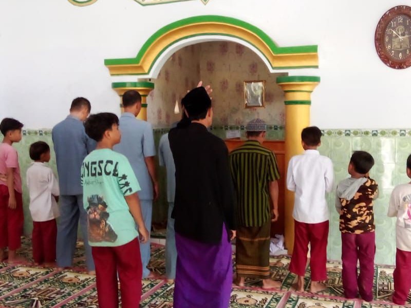 SHOLAT BERJAMAAH